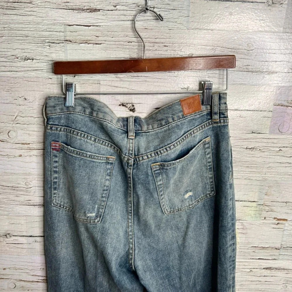 BDG Straight & Narrow High Rise Destroyed Straight Ankle Jeans Size 29 - Picture 6 of 8